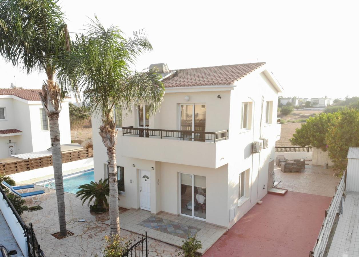 Sunset Pearl Holiday Villa Ayia Napa Exterior photo