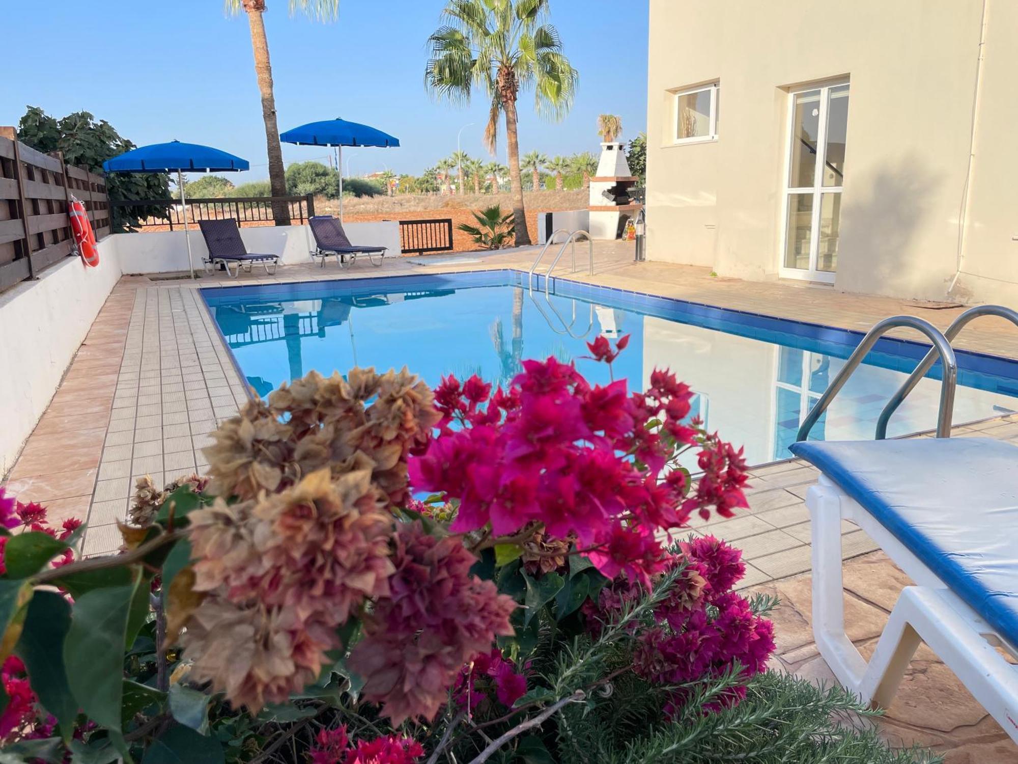 Sunset Pearl Holiday Villa Ayia Napa Exterior photo